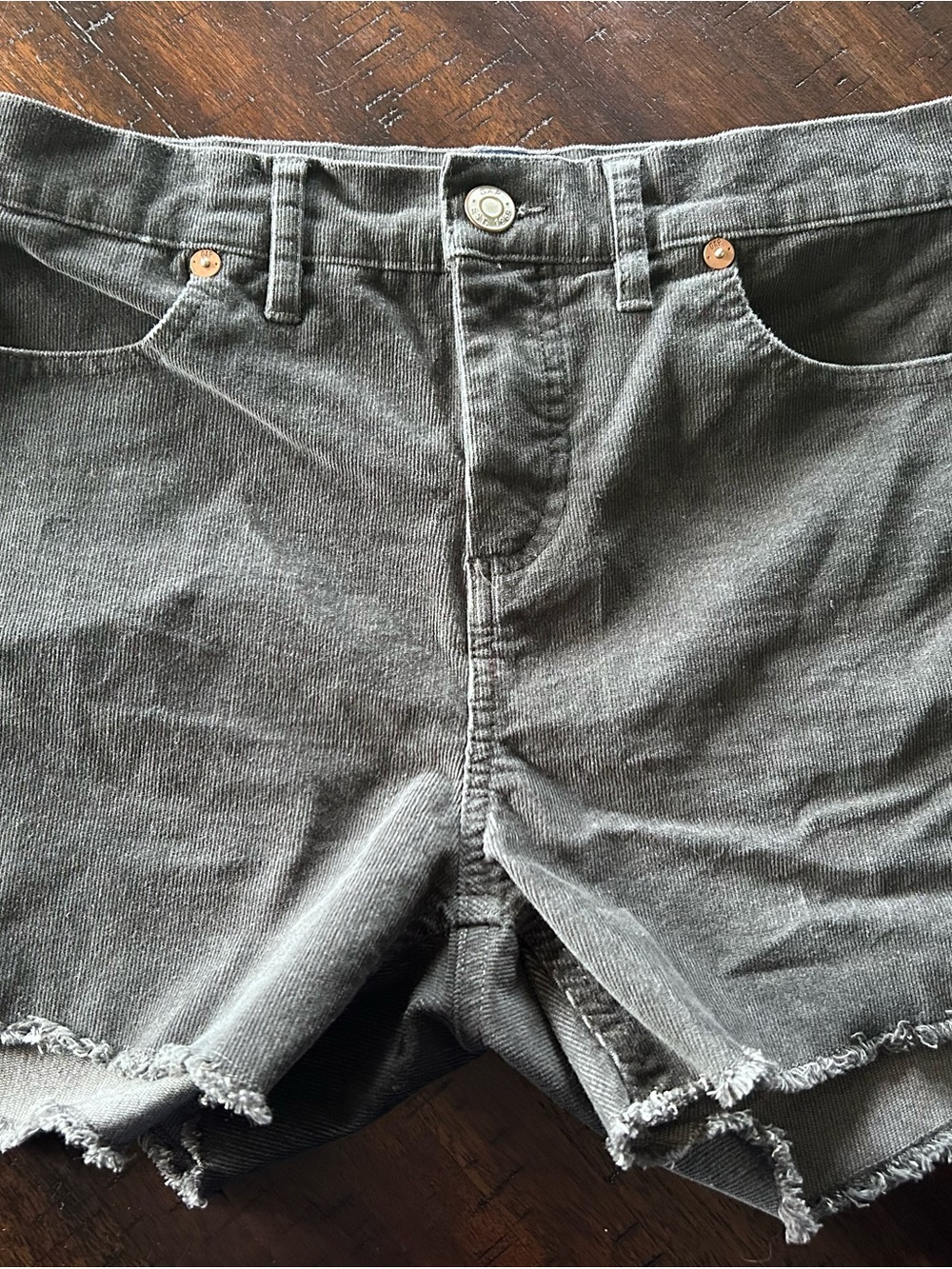 Gap corduroy cut off shorts
